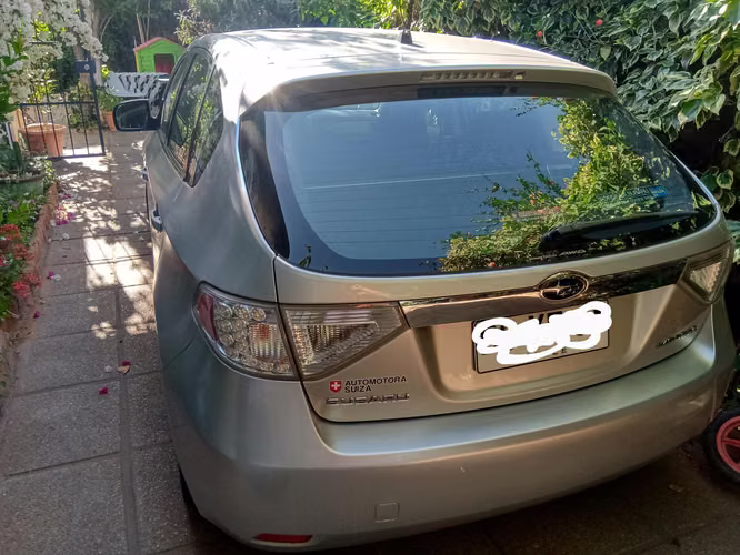 Subaru Impreza r 2.0 at. 94.000 2do dueño - Imagen 2