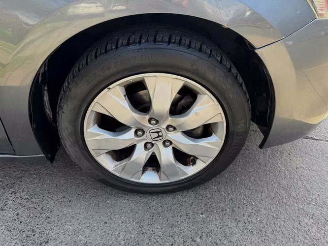 HONDA Accord 3.5 AUTOMATICO TECHO CUERO SOLO 117.000KM 2009