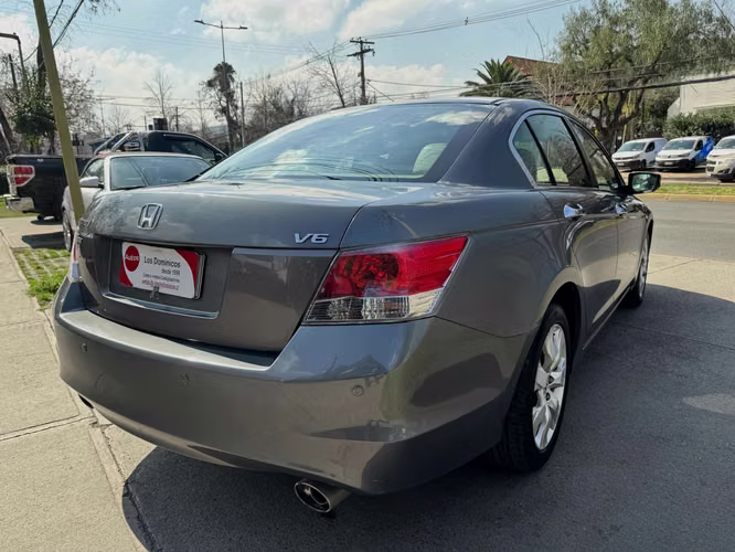 HONDA Accord 3.5 AUTOMATICO TECHO CUERO SOLO 117.000KM 2009