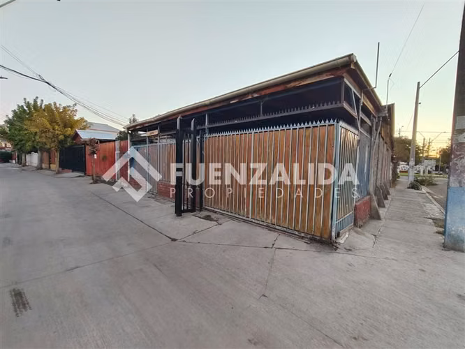 Casa en venta de 3 dorm. en Maipú - Imagen 2