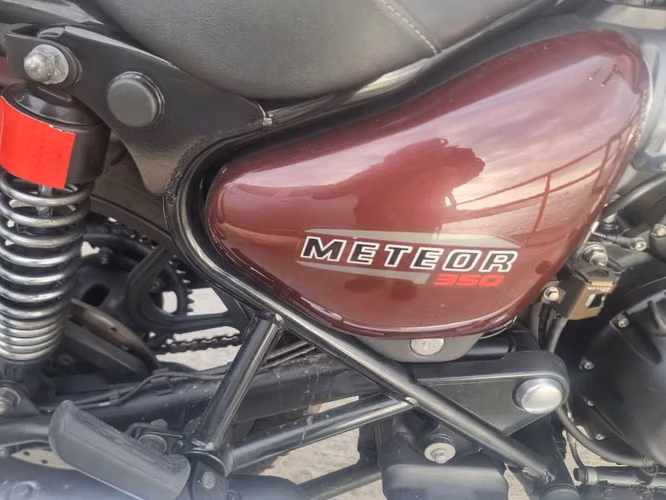 Moto royal enfield
