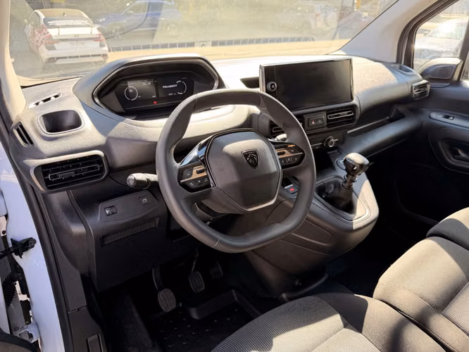 PEUGEOT PARTNER 2025 - Imagen 11