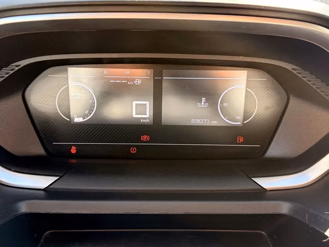 PEUGEOT PARTNER 2025 - Imagen 12