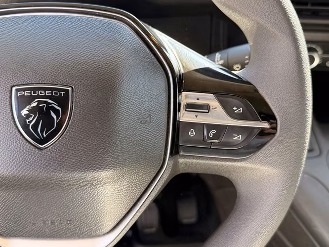 PEUGEOT PARTNER 2025 - Imagen 14