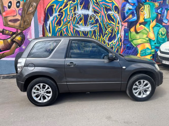 SUZUKI GRAND VITARA GLS 2.4 4X4 - Imagen 8
