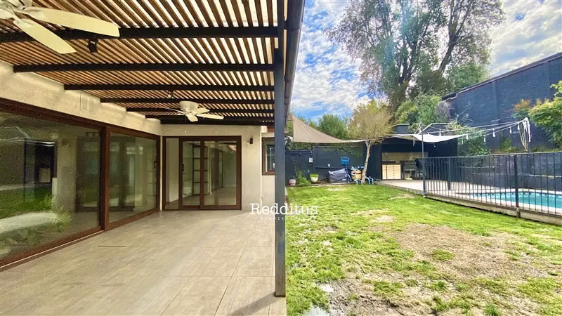 Casa en venta remodelada de 5 dormitorios más servicio - Imagen 19