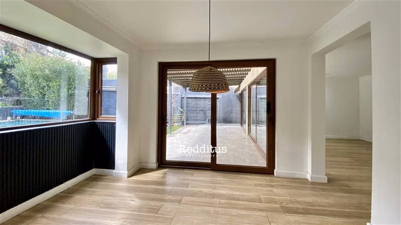 Casa en venta remodelada de 5 dormitorios más servicio - Imagen 4