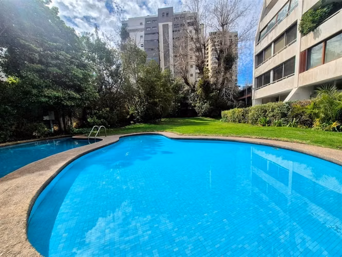 Departamento en venta de 3 dormitorios en Vitacura