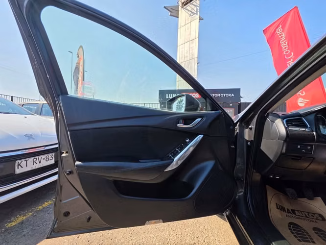 MAZDA 6 2017 - Imagen 18