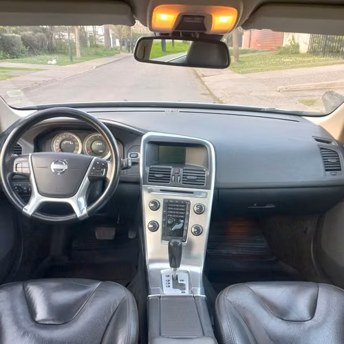 VOLVO XC60 T5 PLUS AÑO 2012 FULL UNICO DUEÑO - Imagen 13