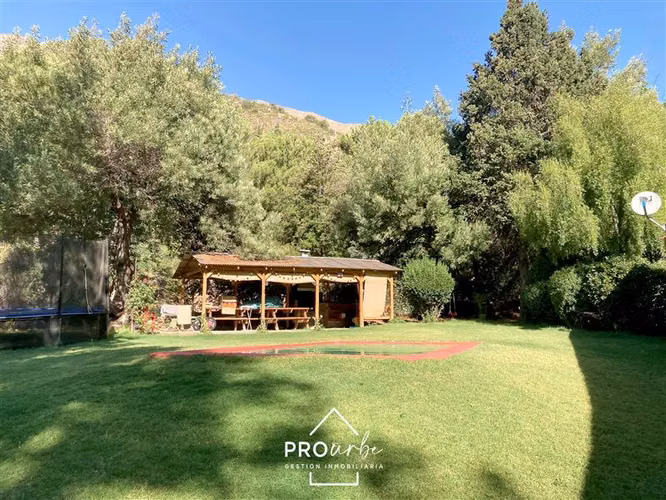 Parcela en arriendo, 3D/2B, piscina, en San José de Maipo