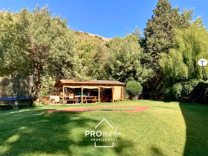 Parcela en arriendo, 3D/2B, piscina, en San José de Maipo