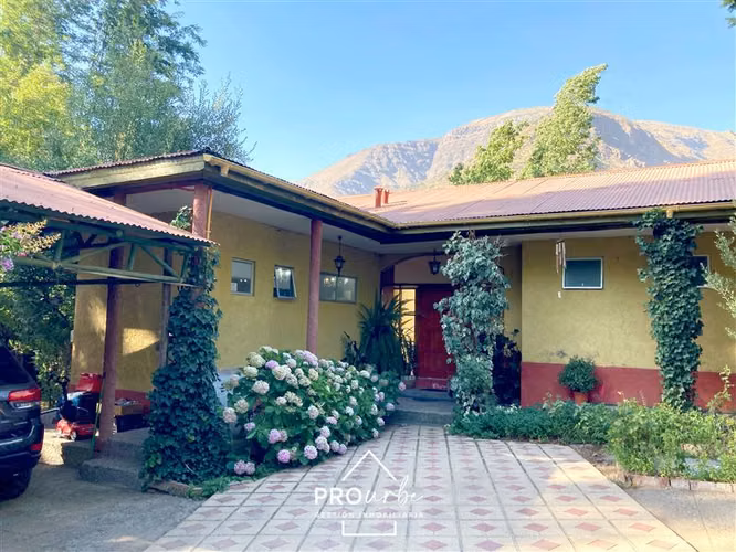 Parcela en arriendo, 3D/2B, piscina, en San José de Maipo