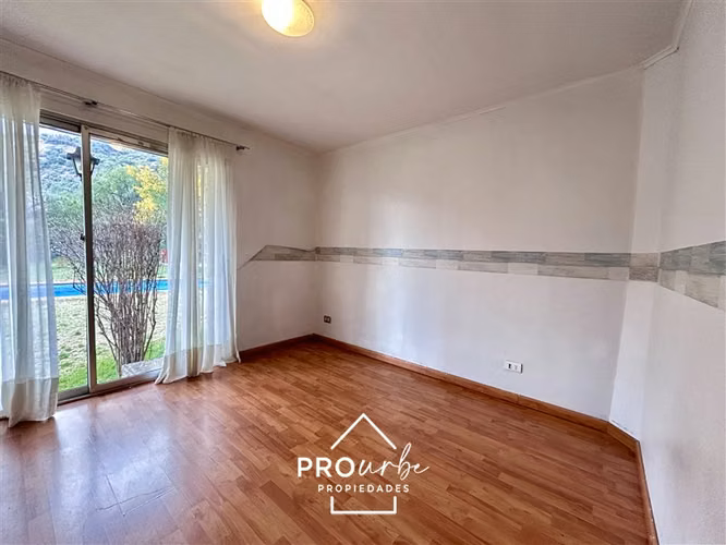 Parcela en arriendo, 3D/2B, piscina, en San José de Maipo