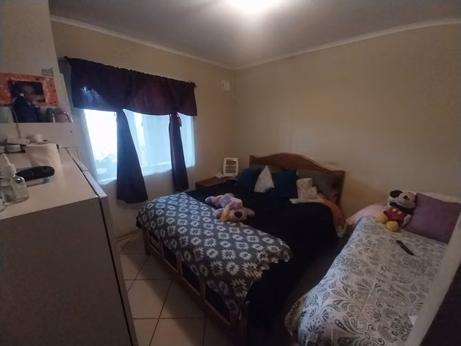 SE VENDE AMPLIA CASA 4 DORM 2 BAÑOS 3 ESTAC. EN PARQUE RAUQUEN CURICÓ REGIÓN DEL MAULE