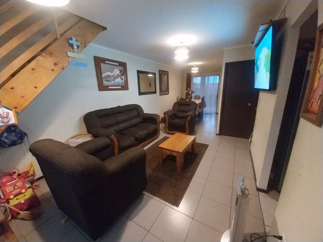 SE VENDE AMPLIA CASA 4 DORM 2 BAÑOS 3 ESTAC. EN PARQUE RAUQUEN CURICÓ REGIÓN DEL MAULE