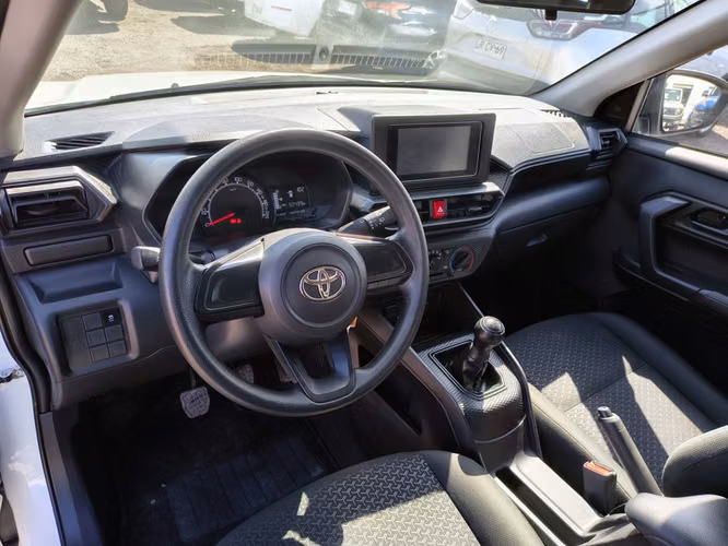 TOYOTA RAIZE 2025 - Imagen 11