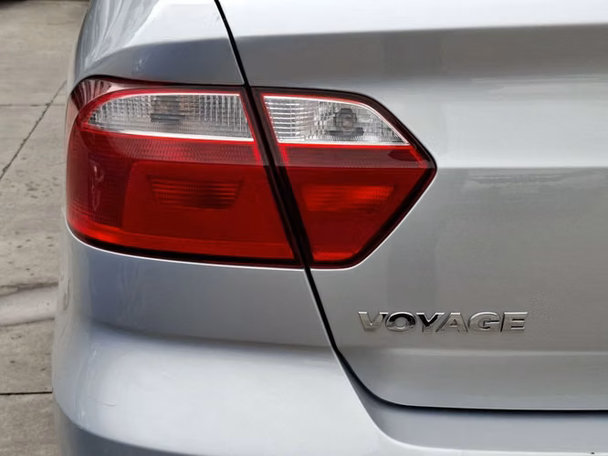 VOLKSWAGEN VOYAGE 2023 - Imagen 8