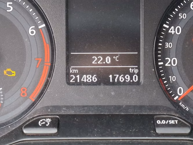 VOLKSWAGEN VOYAGE 2023 - Imagen 16