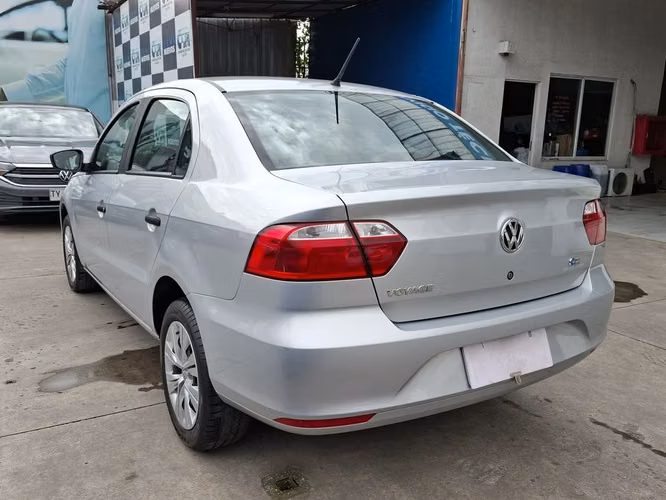 VOLKSWAGEN VOYAGE 2023 - Imagen 7