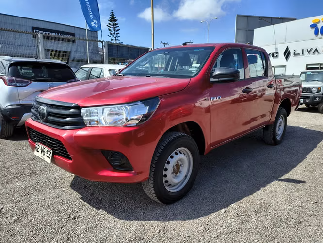 TOYOTA HILUX 2022