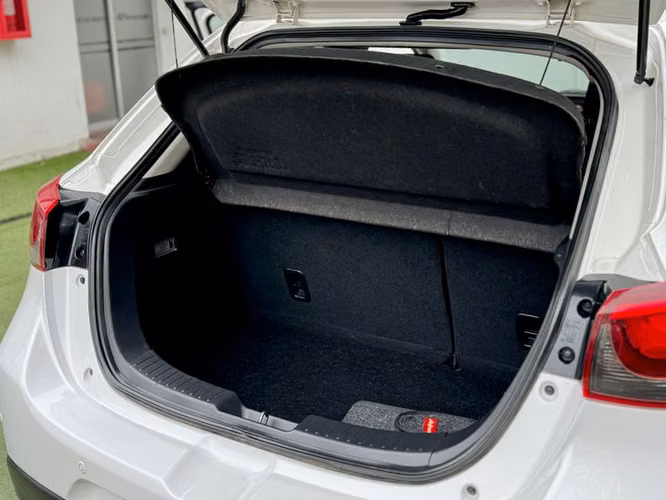 MAZDA 2 SPORT 1.5L V 6AT - 2019 | 4385 - Imagen 12