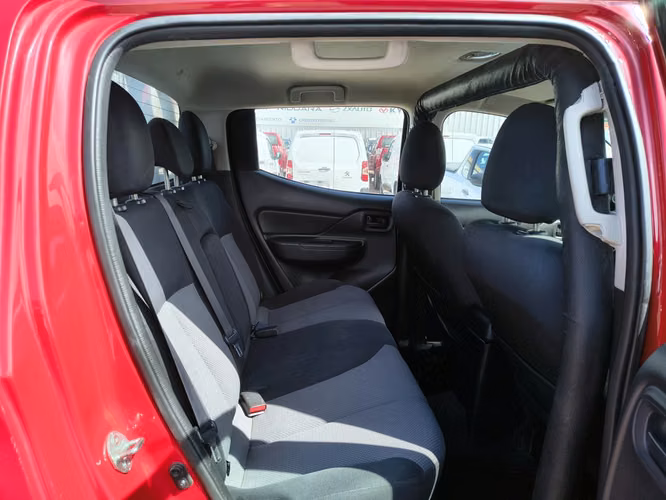 MITSUBISHI L200 2022 - Imagen 19