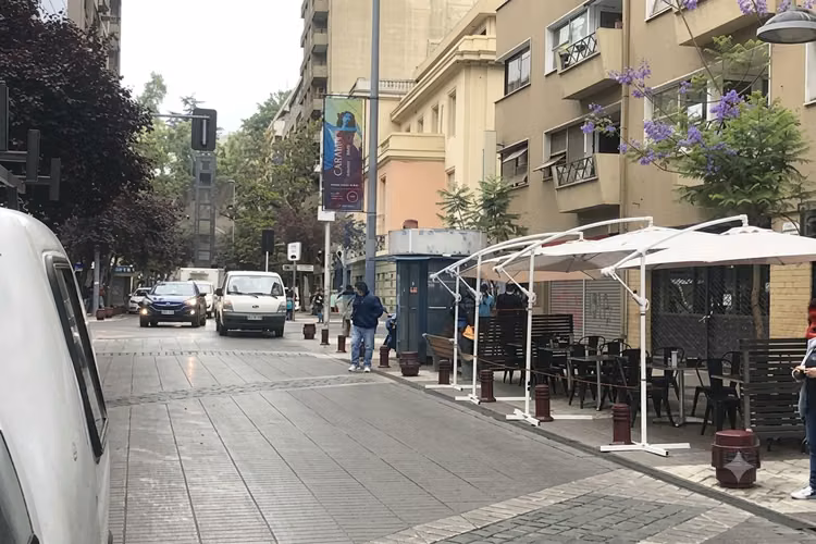 SE VENDE ESTACIONAMIENTO EN PLENO CENTRO - Imagen 17