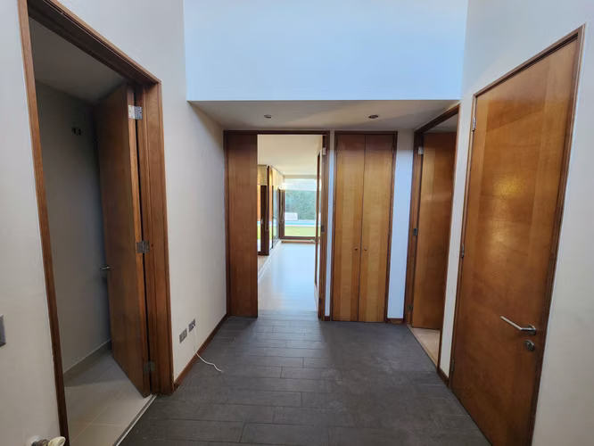 IMPECABLE CASA FAMILIAR CON PISCINA Y QUINCHO (181601) - Imagen 11