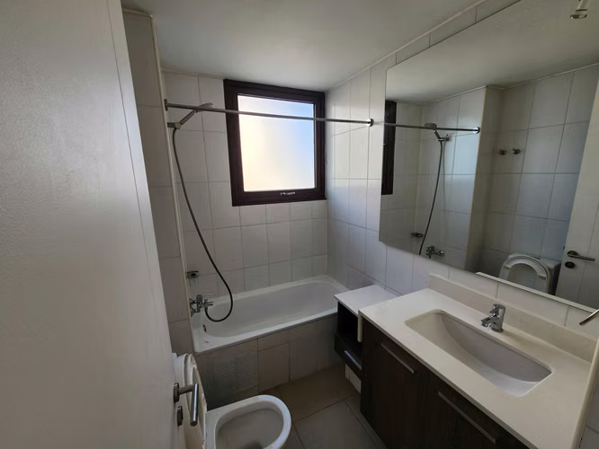 IMPECABLE CASA FAMILIAR CON PISCINA Y QUINCHO (181601) - Imagen 24