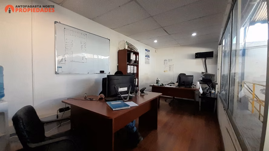 SE ARRIENDA GALPON COMERCIAL EN PRIMERA LINEA - Imagen 3