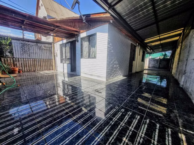 Casa 3D/1B en sector tranquilo (181603)
