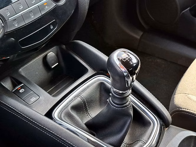 NISSAN QASHQAI 2019 - Imagen 19