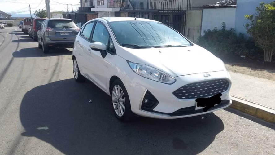 Ford fiesta SE 5P 1.6hp - Imagen 4