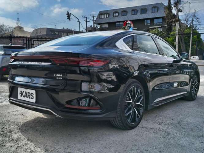 BYD HAN EV 2023