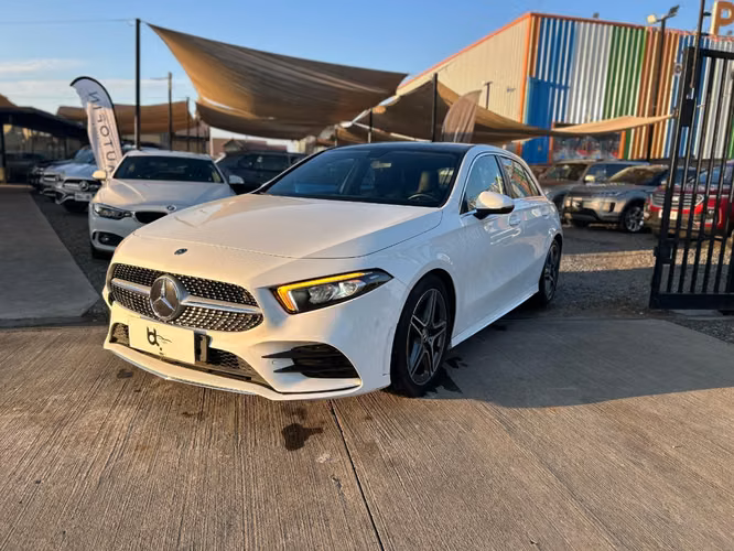 MERCEDES-BENZ A200 1.3 HATCHBACK 2021