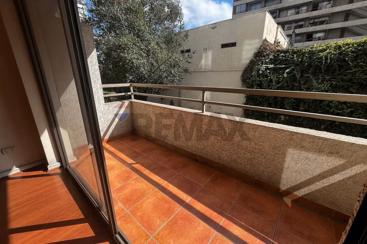 Departamento 1d+1b en avenida perú, recoleta - Imagen 10