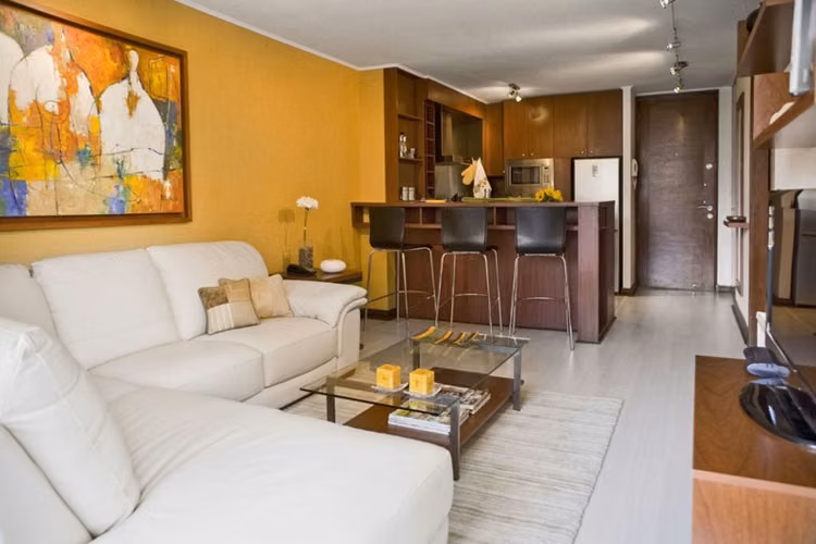 Departamento FULL AMOBLADO. EL GOLF - Imagen 2
