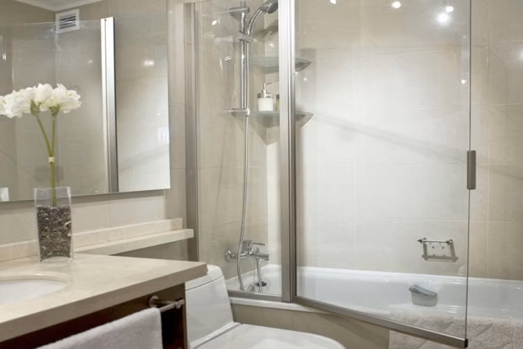 Departamento FULL AMOBLADO. EL GOLF - Imagen 3