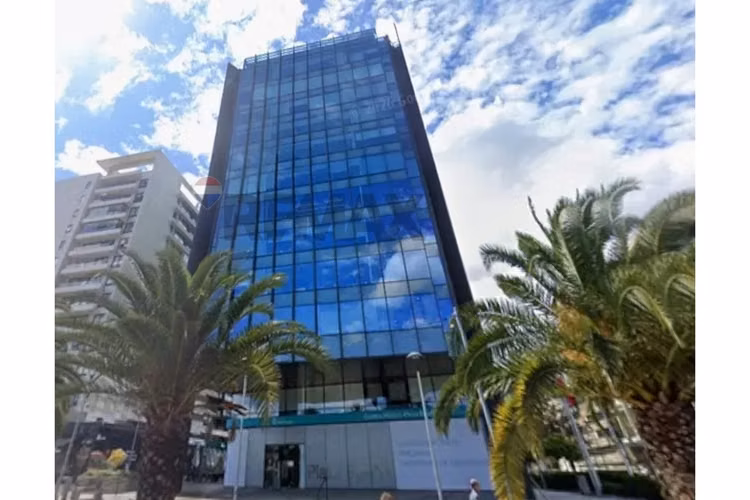 Espaciosa oficina