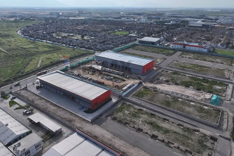 Loteos industriales con y sin permiso edificación. - Imagen 1