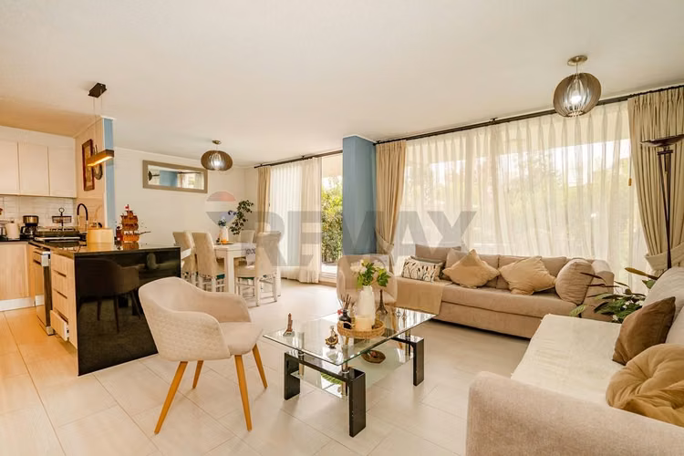 Casa 3d/3b con terraza y jardín privado - Imagen 3