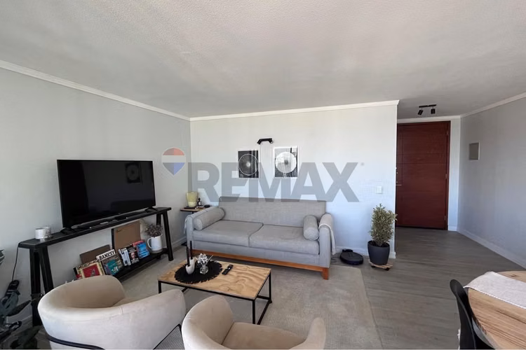 Depto 2d2b av. kennedy | apto airbnb | 8.800 uf - Imagen 2