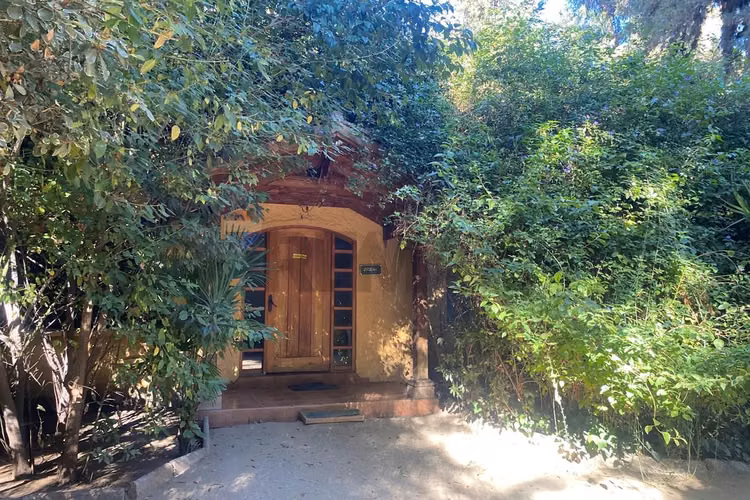 Casa y galpón en arriendo pirque