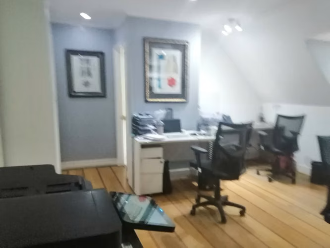 ARRIENDO CASA OFICINA LAS CONDES - Imagen 9