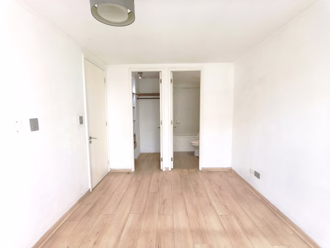 ARRIENDO 1D1B EN SUITE CON BALCÓN  SERRANO 633 - Imagen 12