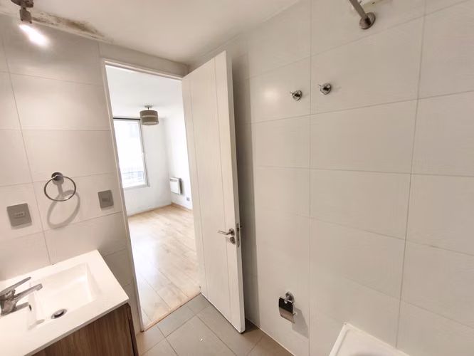 ARRIENDO 1D1B EN SUITE CON BALCÓN  SERRANO 633 - Imagen 15