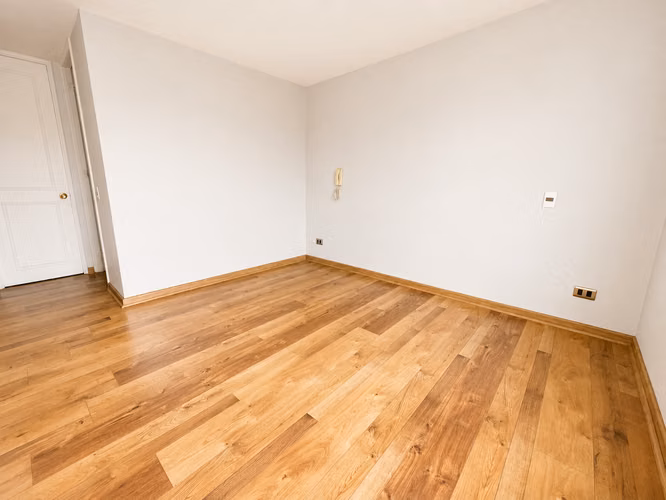 LUMINOSO DEPARTAMENTO / PISO ALTO / COLEGIO COMPAÑIA MARÍA - Imagen 10