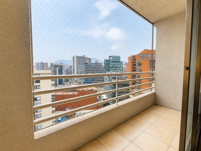LUMINOSO DEPARTAMENTO / PISO ALTO / COLEGIO COMPAÑIA MARÍA - Imagen 3