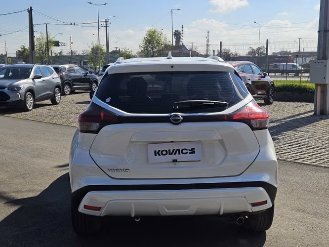 Nissan Kicks 1.6 Advance Mt 2024